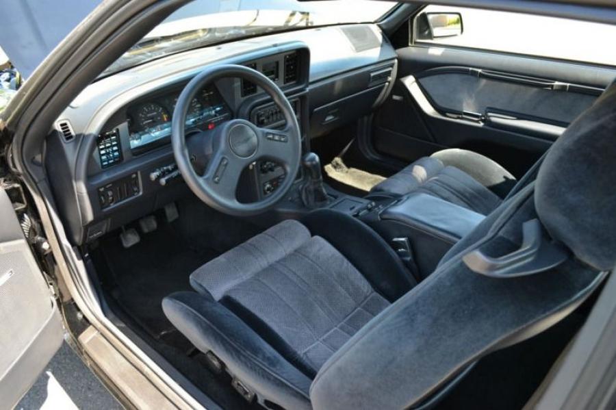  Ford Thunderbird Turbo Coupe 1987 года  (фото 4 из 17)